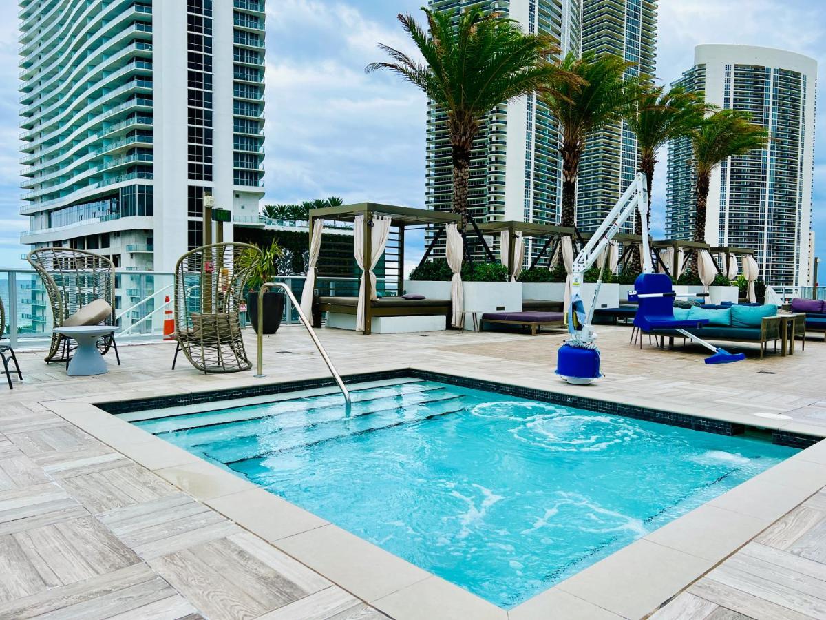 Hyde Beach House - Millionaire 2 Bd 2 Ba Apt, Direct Ocean View, 5 Min Walk To Ocean Hollywood Exterior photo